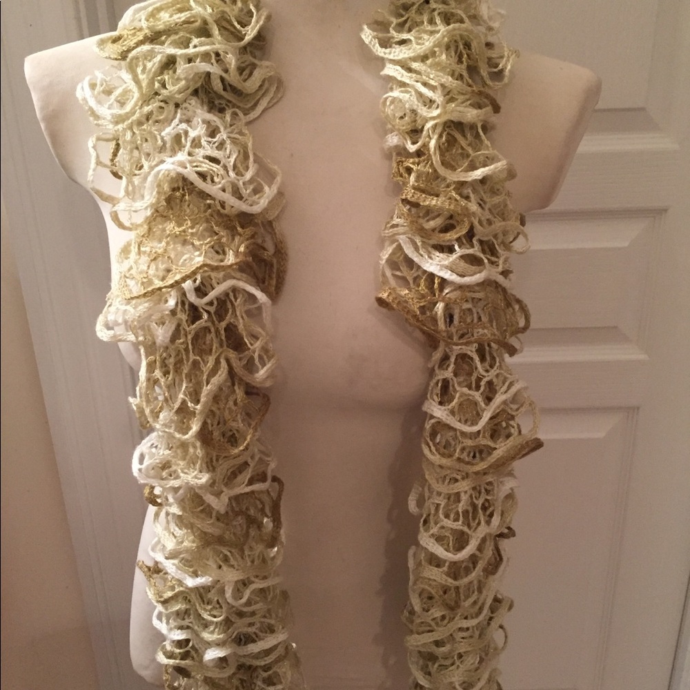 100% Handmade Scarf